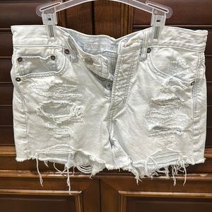 American Eagle distressed denim shorts size 4